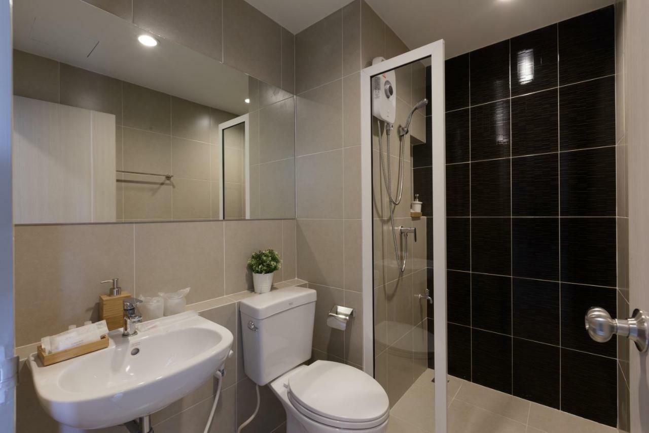 @S115 Residence Samut Prakan Exterior photo